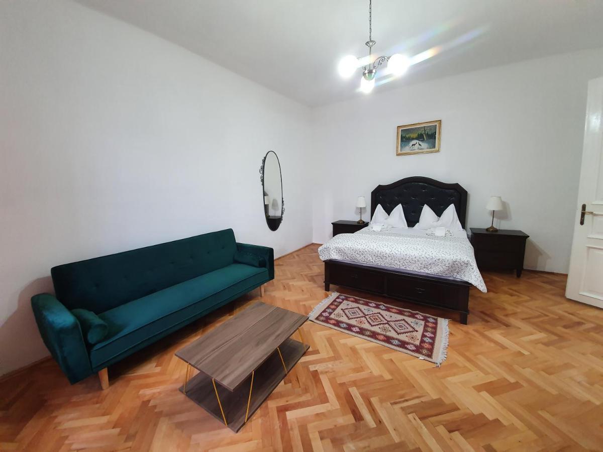 סיגישוארה Maximus Apartments מראה חיצוני תמונה