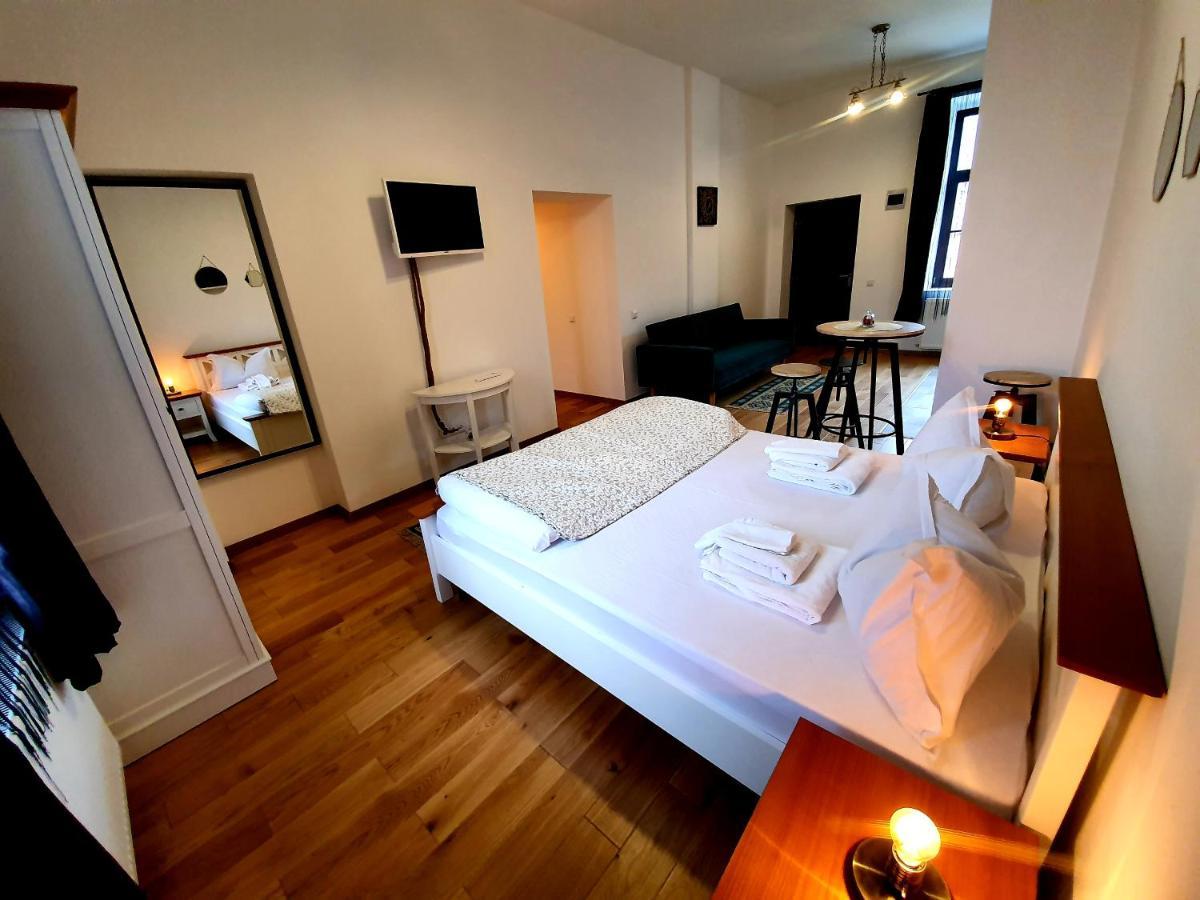סיגישוארה Maximus Apartments מראה חיצוני תמונה