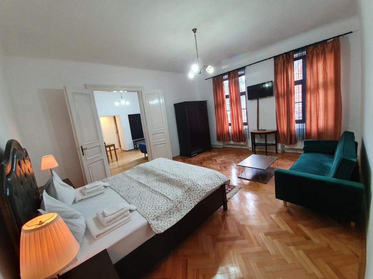 סיגישוארה Maximus Apartments מראה חיצוני תמונה