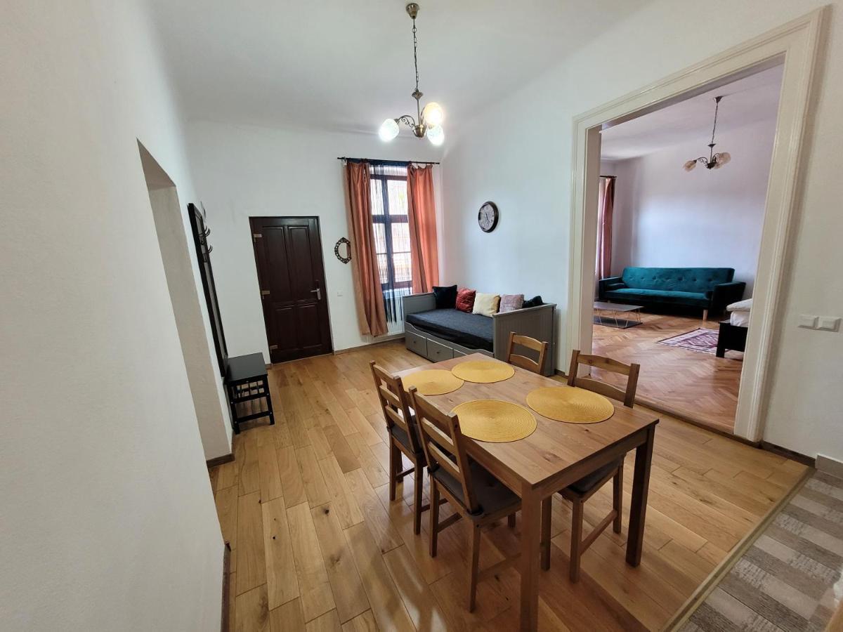 סיגישוארה Maximus Apartments מראה חיצוני תמונה